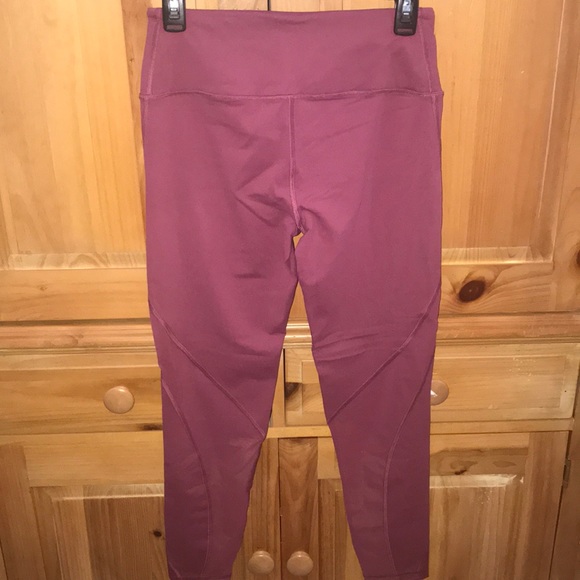 NWOT Victoria Secret Sport Yoga Pants - Picture 2 of 3